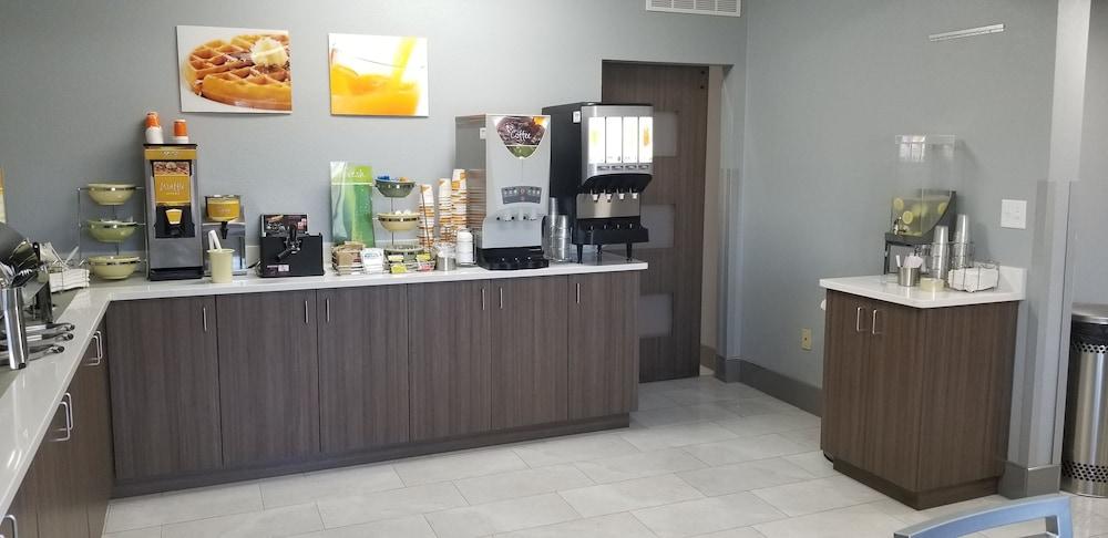 Quality Inn Pelham I-65 Exit 246 Extérieur photo